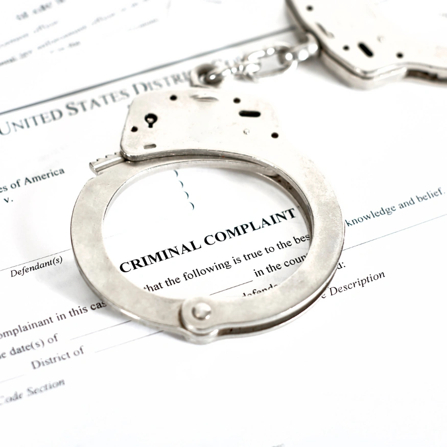 Legal expert for filing criminal complaints and FIRs in Delhi