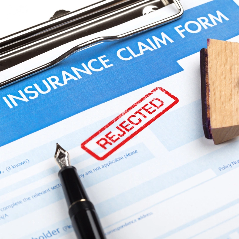 Lawyer for insurance claim rejection and dispute resolution in Delhi